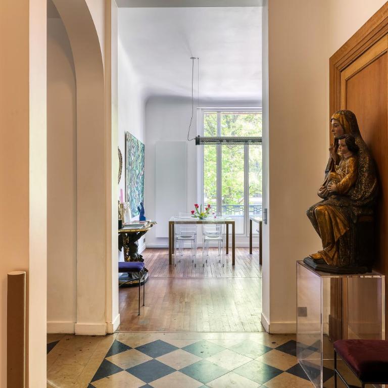 Par056 - Mansion-Style Apartment by Parc Monceau - Villa - 12