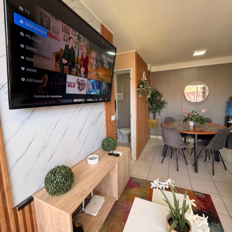 Dep cercano a carretera 5 , 3H 1,5 baños , wifi , parking privado - Apartamento - 1