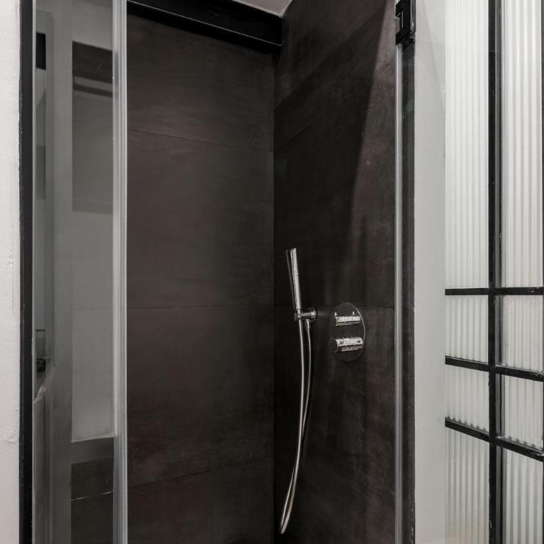 Malasaña Vibes - Room 2 - One-Bedroom Apartment - 2