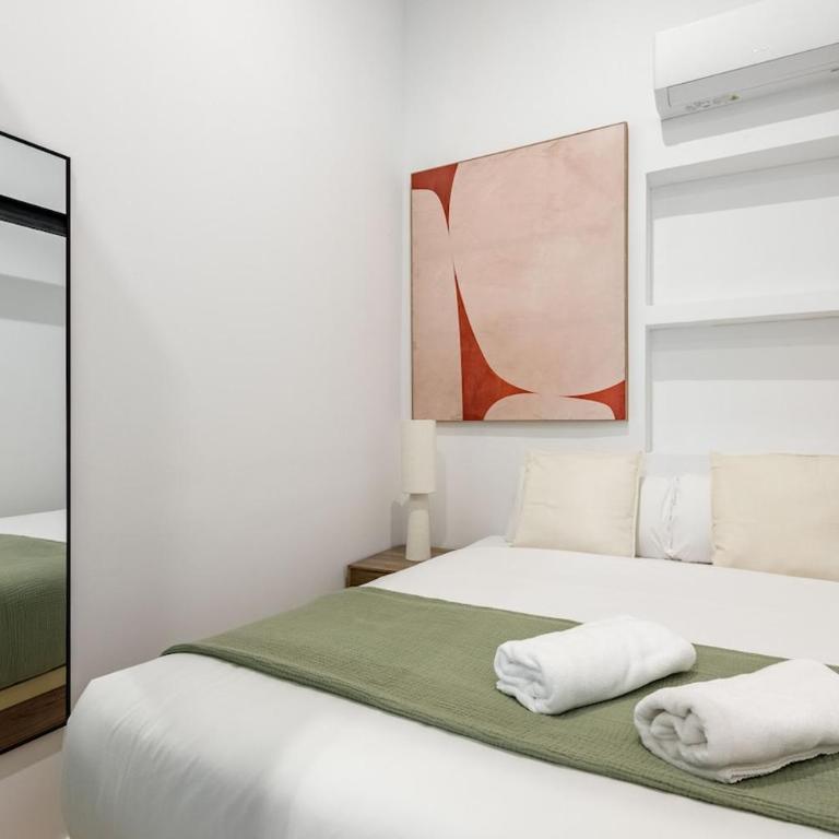 Malasaña Vibes - Room 2 - One-Bedroom Apartment - 9
