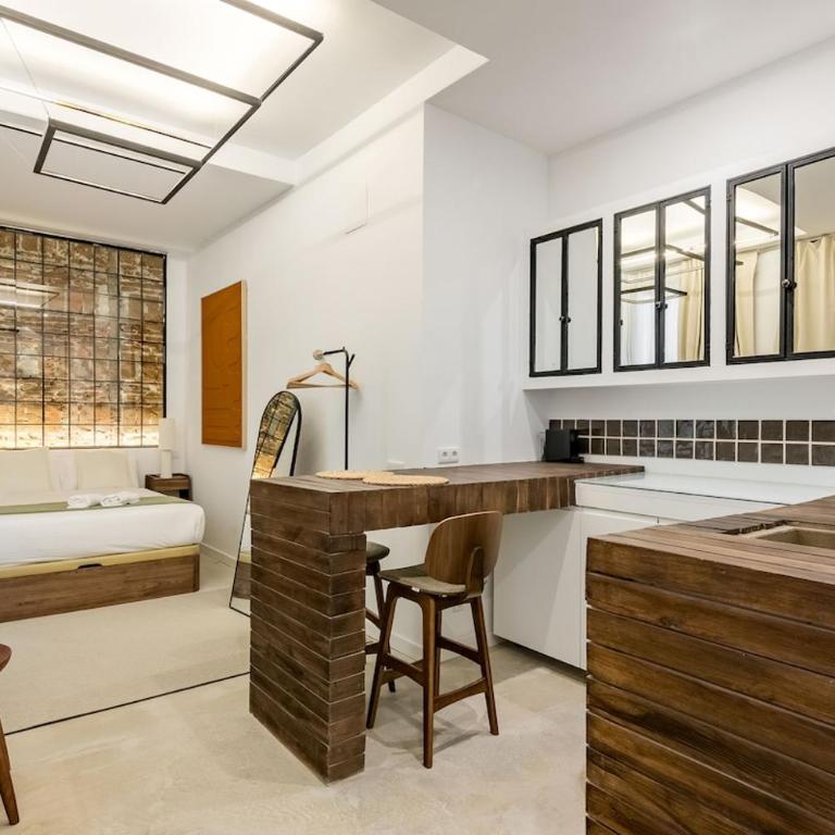 Malasaña Vibes Room 3 - One-Bedroom Apartment - 2