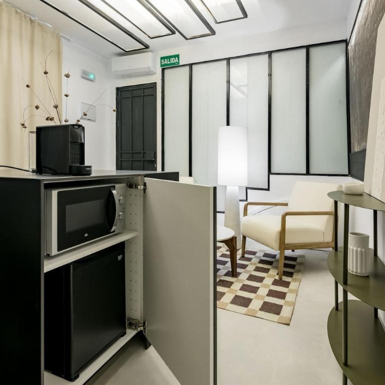 Malasaña Vibes Room 4 - One-Bedroom Apartment - 8