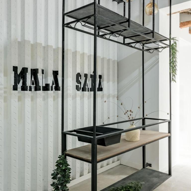 Malasaña Vibes Room 4 - One-Bedroom Apartment - 12