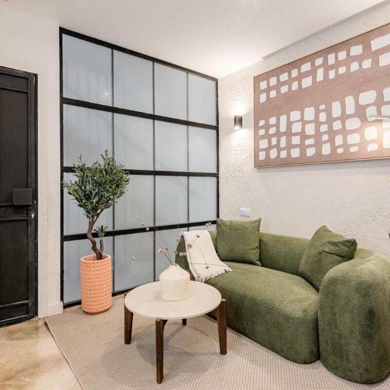 Malasaña Vibes Room 5 - One-Bedroom Apartment - 7