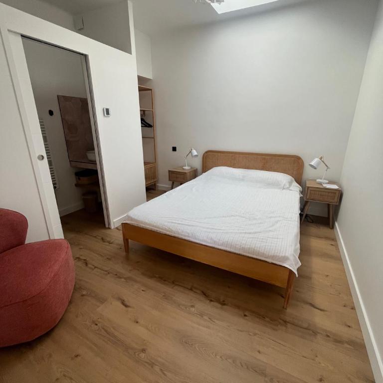 Coeur village, proche mer, avec piscine et 4 chambres - Casa con 4 camere da letto - 11