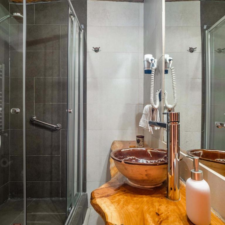 Rocanegra Lodge - Habitación 3 o 4 persona Spa Hot Tub Desayuno Restaurante - Habitación Familiar - 27