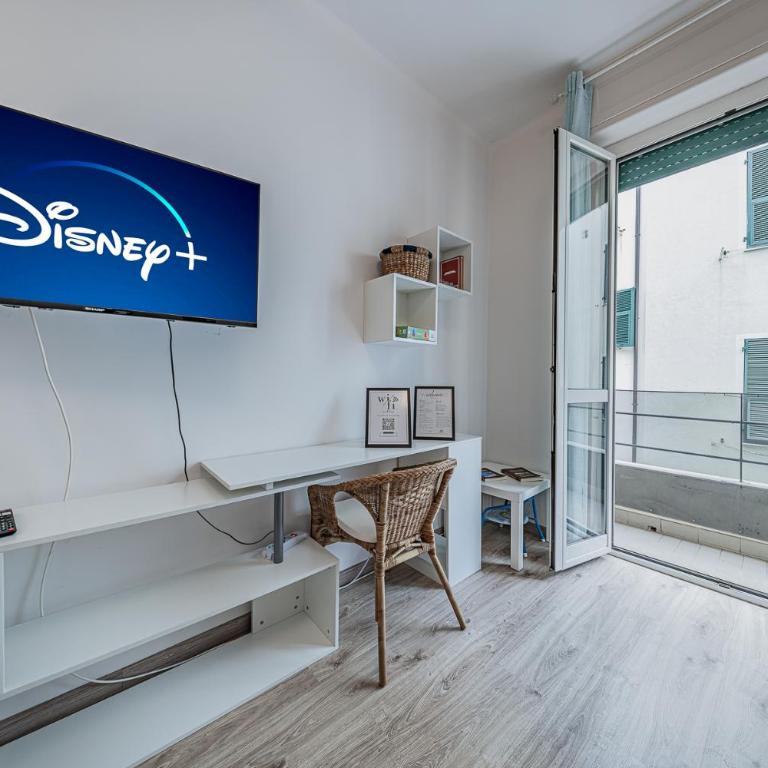 Historic Hub - Crociere a 10 min - AC - WiFi Gratis - Two-Bedroom Apartment - 5