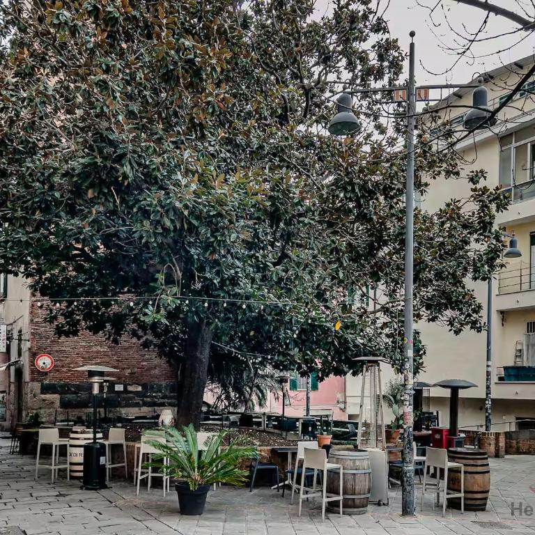 Historic Hub - Crociere a 10 min - AC - WiFi Gratis - Two-Bedroom Apartment - 24