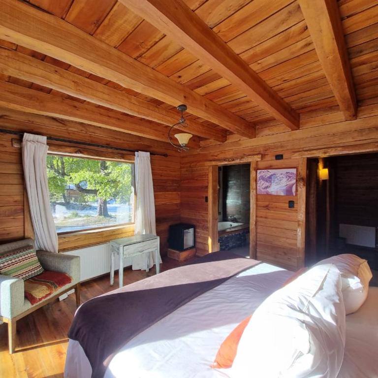 Rocanegra Lodge - Habitación 2 personas Cama Superking Spa Hot Tub Desayuno Restaurante - Suite - 13
