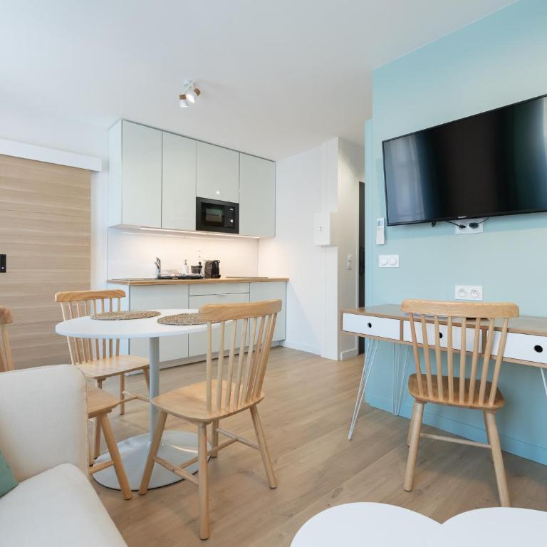 Appartement Saison - Saint Étienne - La Terrasse - Appartement 1 Chambre - 2