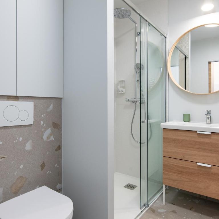 Appartement Saison - Saint Étienne - La Terrasse - Studio - 12