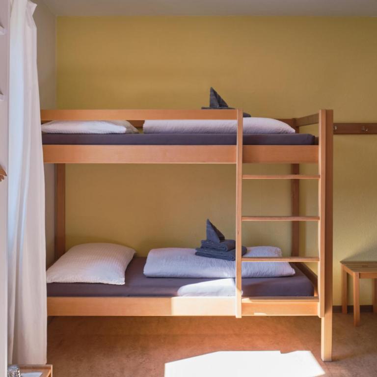 Hotel Bellavista Ftan - Vierbettzimmer - 1
