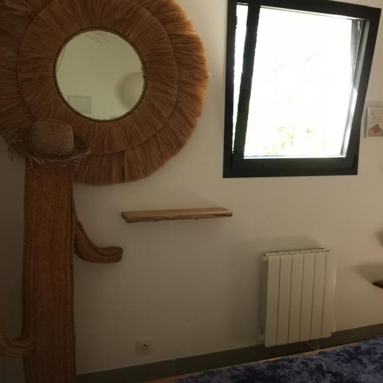 Maison contemporaine avec piscine dans la verdure - Villa 1 Chambre - 19