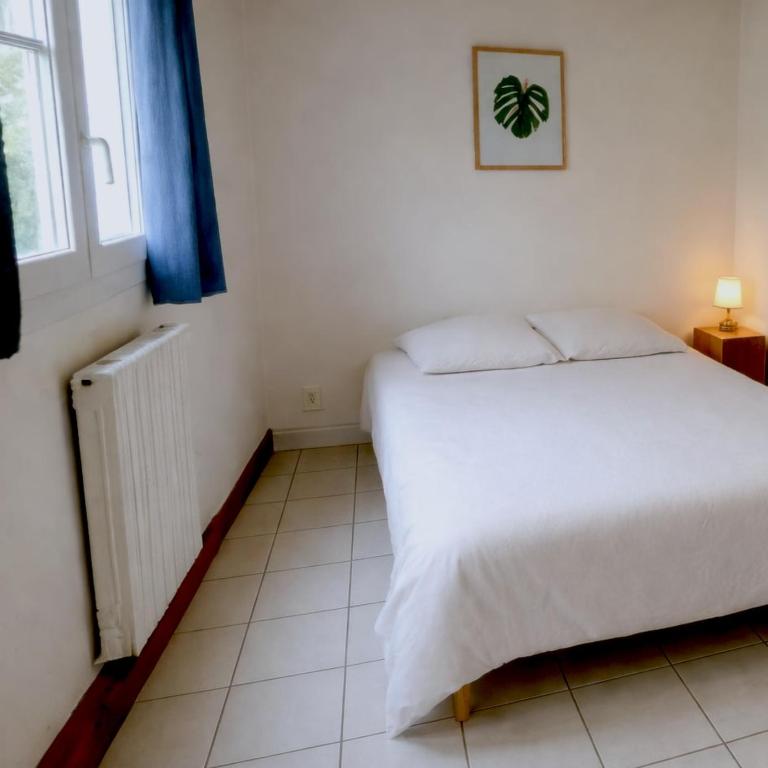 Maison 8 personnes - 3 mn du centre d'AX, Barbecue, Randos, Thermes - Haus mit 4 Schlafzimmern - 11