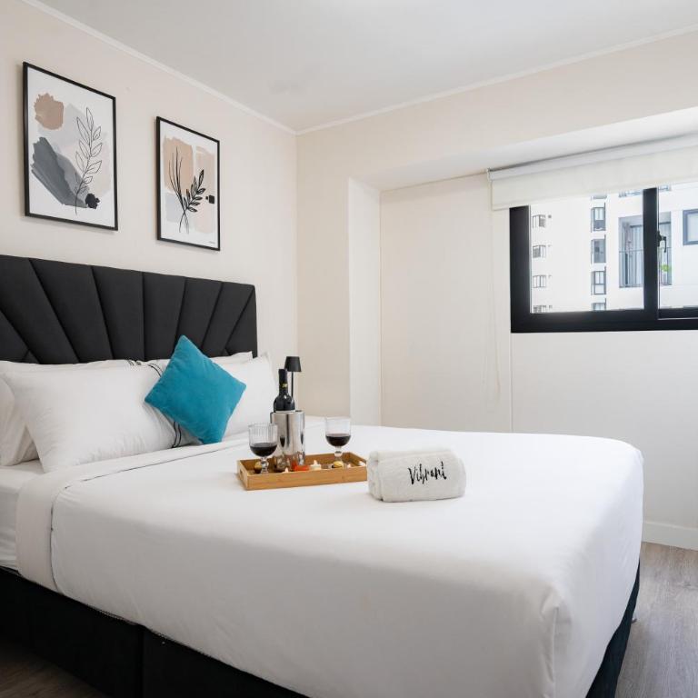 Artline Apartments by Vibrant - One-Bedroom Apartment with Balcony - 4