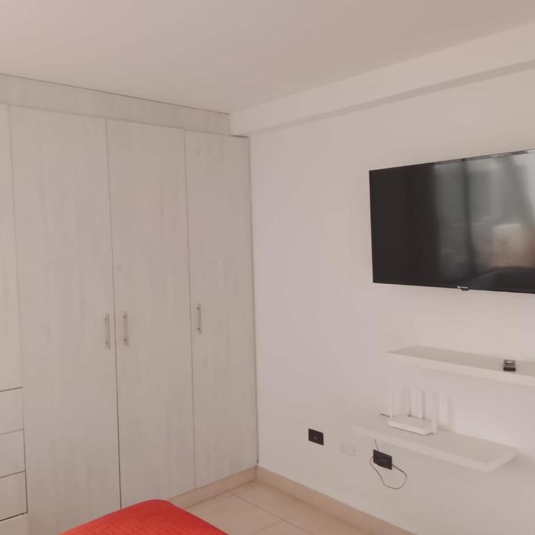 Tonsupa Playa Almendro - Three-Bedroom Apartment - Oceanfront - 7