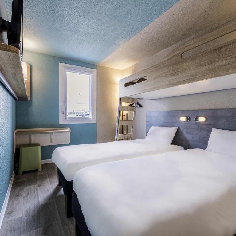 Ibis Budget Perpignan Sud - Chambre Triple avec 2 Lits Simples et 1 Lit Superposé - 3