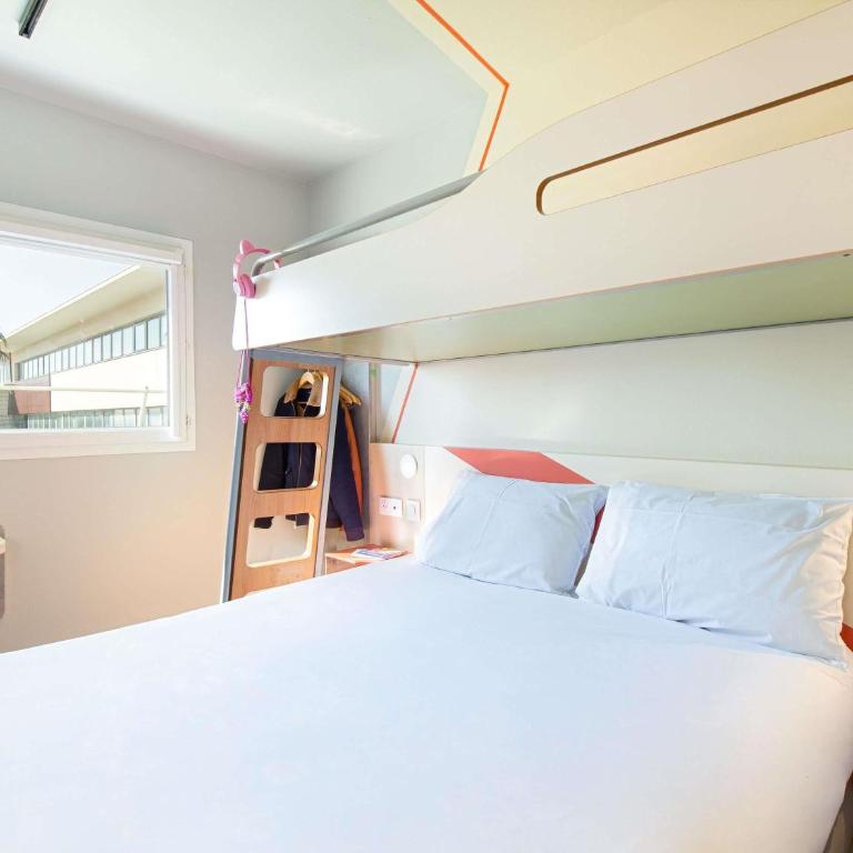ibis budget Marseille L'Estaque - Chambre Triple - 2