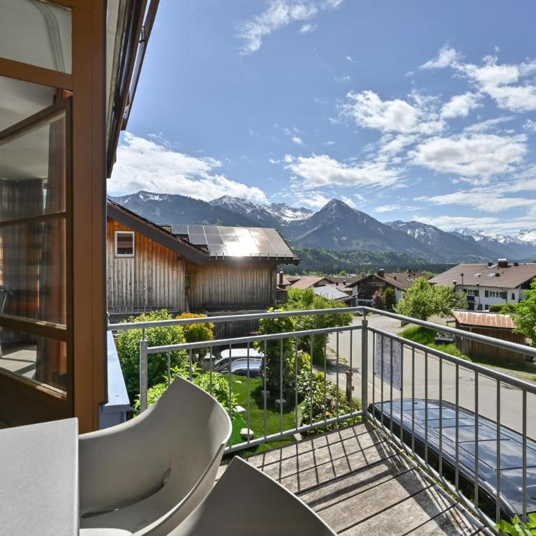 Wohnung Selina - mit Sommer Bergbahn unlimited - Apartment mit Blick auf die Berge - 1
