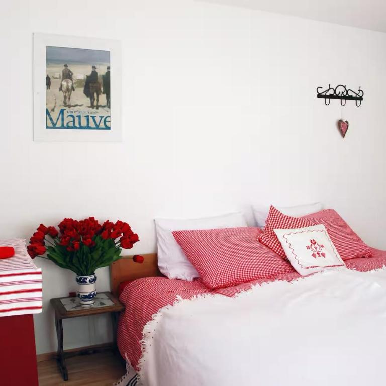 Spacious and charming 4BR apartment - Apartment - 8
