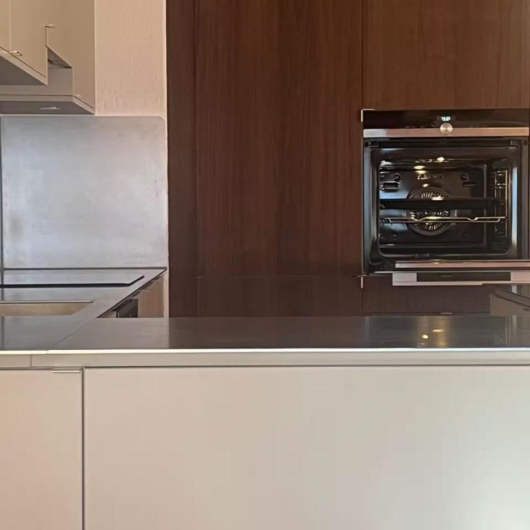 Spacious and charming 4BR apartment - Apartment - 9