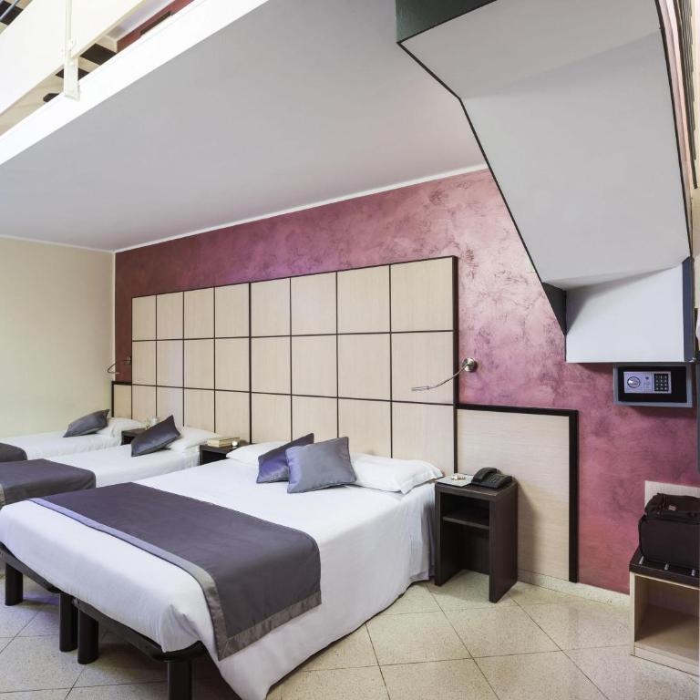 Ibis Styles Milano Centro - Camera Quintupla - 2