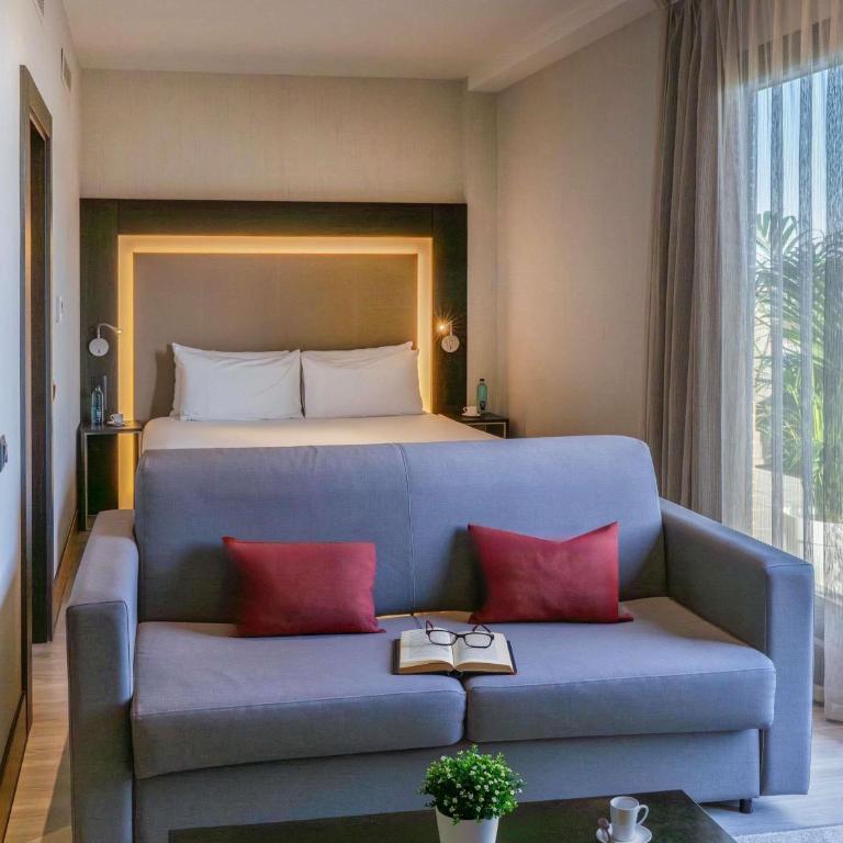 Novotel Madrid Center - Executive Room with Terrace - 1