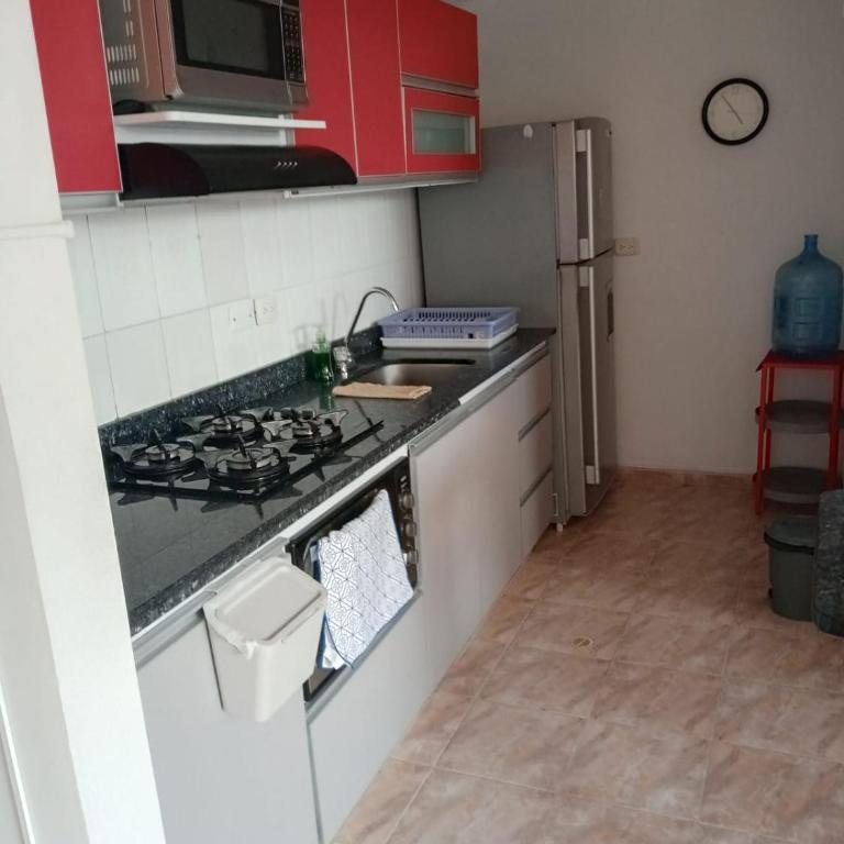 Apartamento cómodo cerca al mar- Rodadero Sur - Apartamento de 1 dormitorio - 7