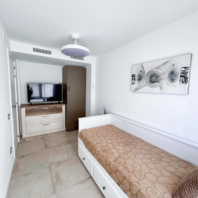 Apartamento Mauri Primera Línea del Mar - Three-Bedroom Apartment with Sea View - 38