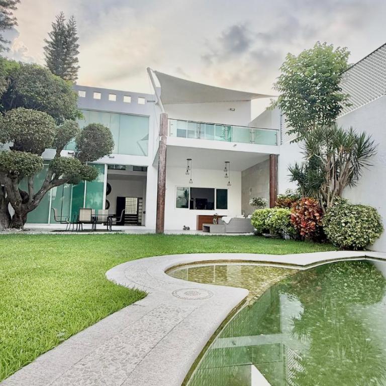 Casa del Árbol - Three-Bedroom Villa - 1