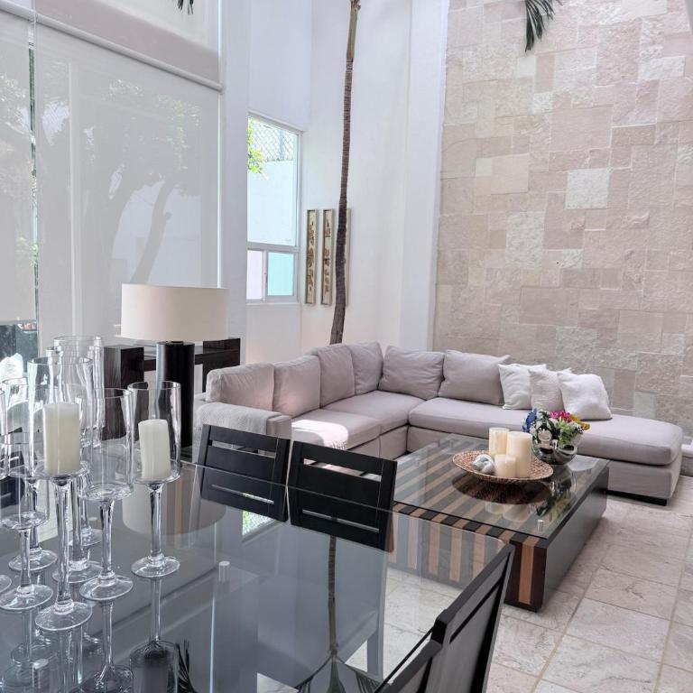 Casa del Árbol - Three-Bedroom Villa - 36
