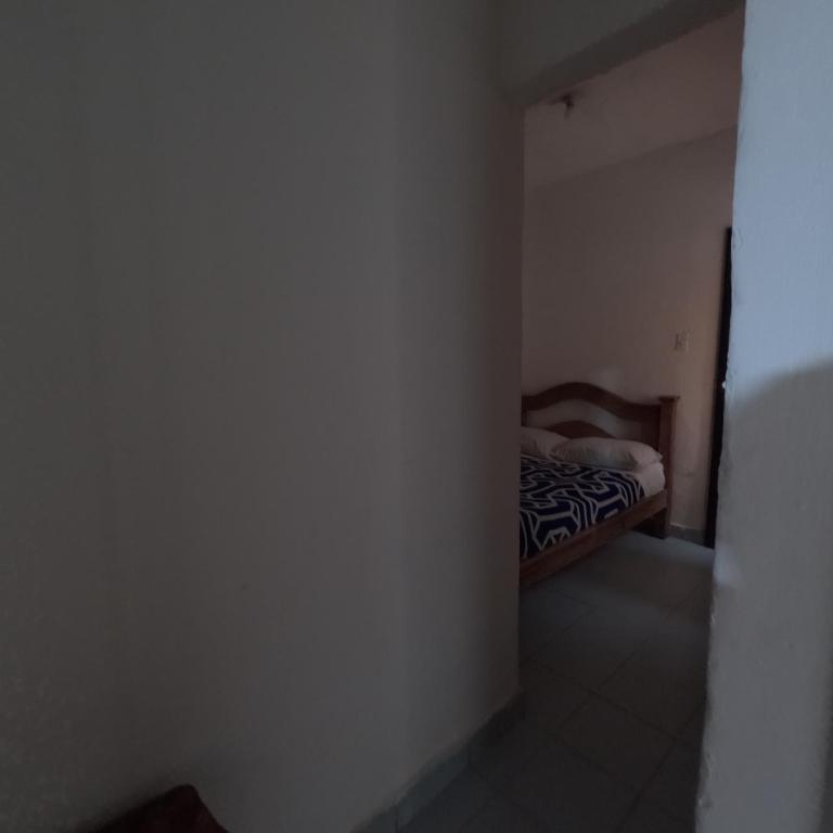Hostal CQ Chapinero - Habitación Doble con baño privado - 1