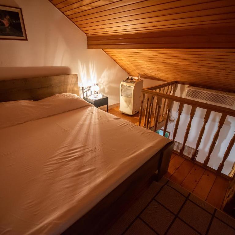 Old Bridge Cedar Loft - Apartman sa 1 Spavaćom Sobom - 2