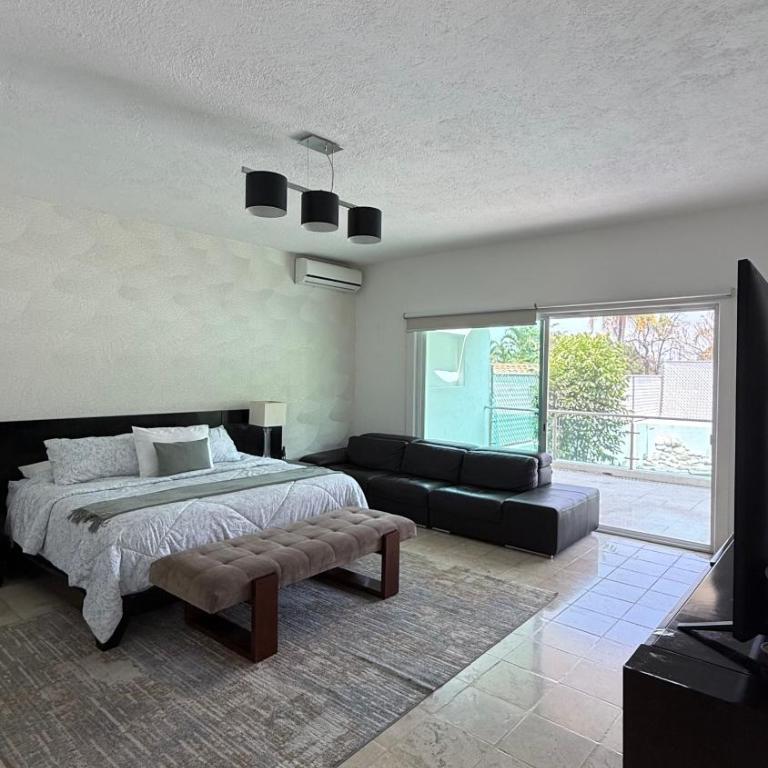 Casa del Árbol - Three-Bedroom Villa - 61