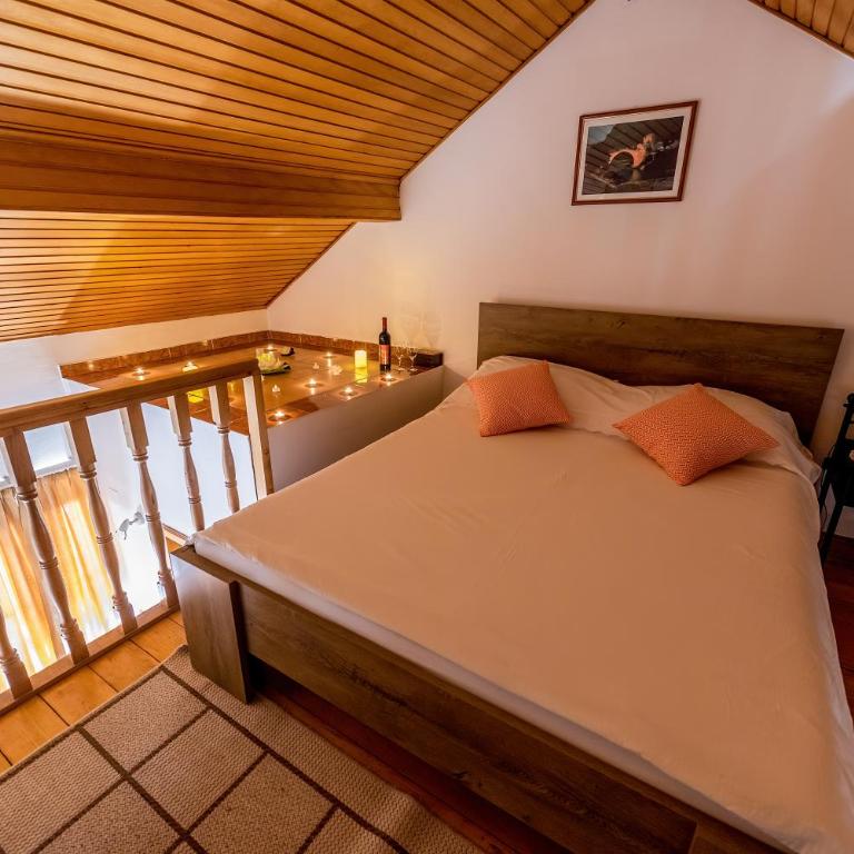 Old Bridge Cedar Loft - Apartman sa 1 Spavaćom Sobom - 8