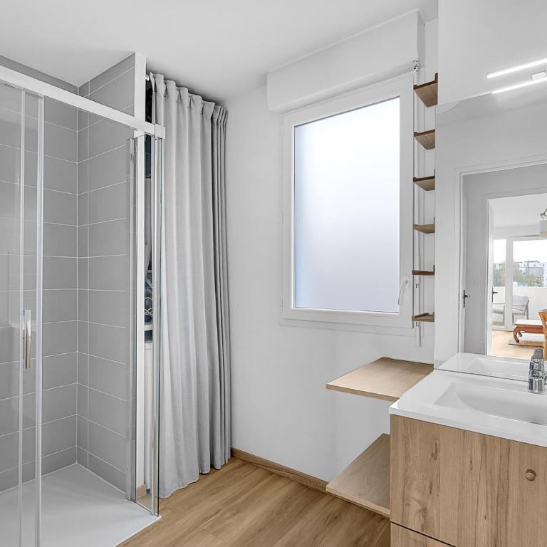Bright apartment with parking and wifi - Appartamento - 11