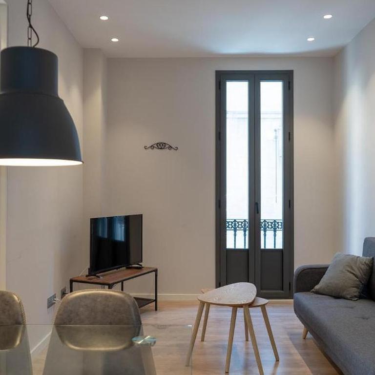 Stay Unique Apartments in Gràcia near Park Güell - One-Bedroom Apartment - 9