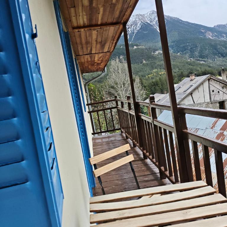Bed and Breakfast Les Airelles - Chambre Double - Vue sur Montagne - 6