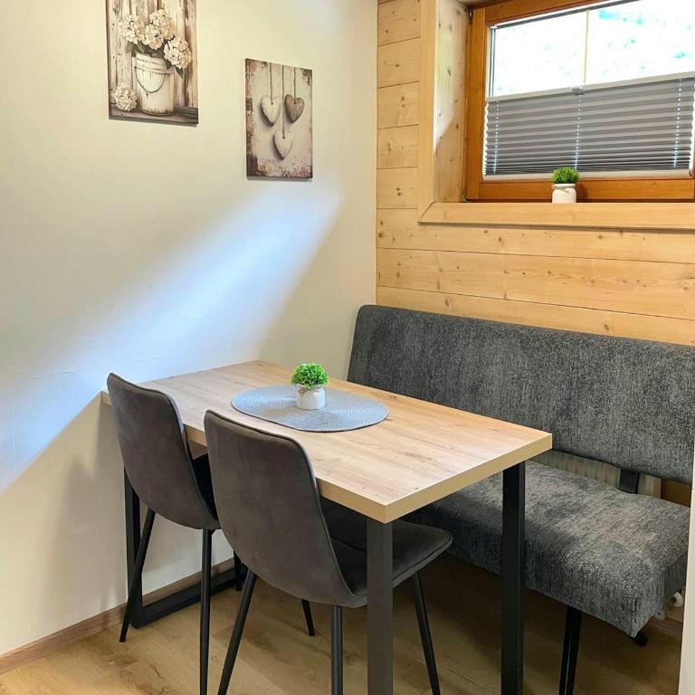Landhaus Bliem - Apartment mit 2 Schlafzimmern und Dusche - 16