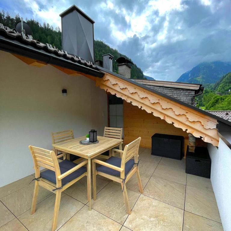 Landhaus Bliem - Apartment mit 2 Schlafzimmern und Dusche - 12