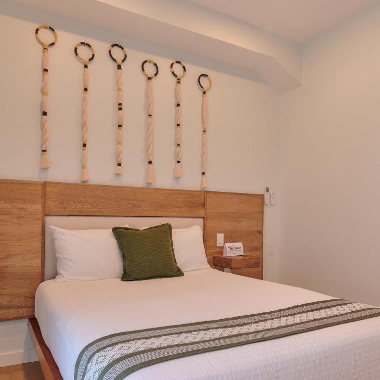 Hotel Fusión - Suite Estándar - 11