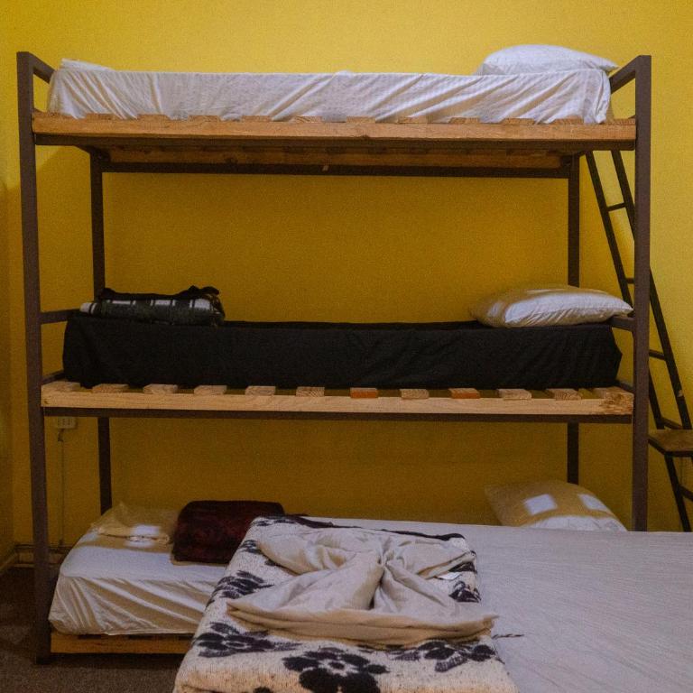 Hostal Perro Watón - Standard Family Room - 2