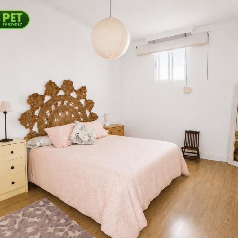 Casa Calma con Patio. A 500 m de Puente Nuevo - Casa con 1 dormitorio - 30