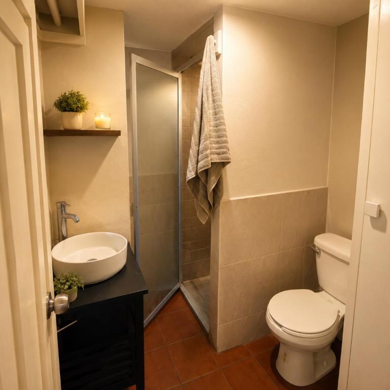 Stylish Loft special for a World Cup Stay - One-Bedroom Apartment - 11