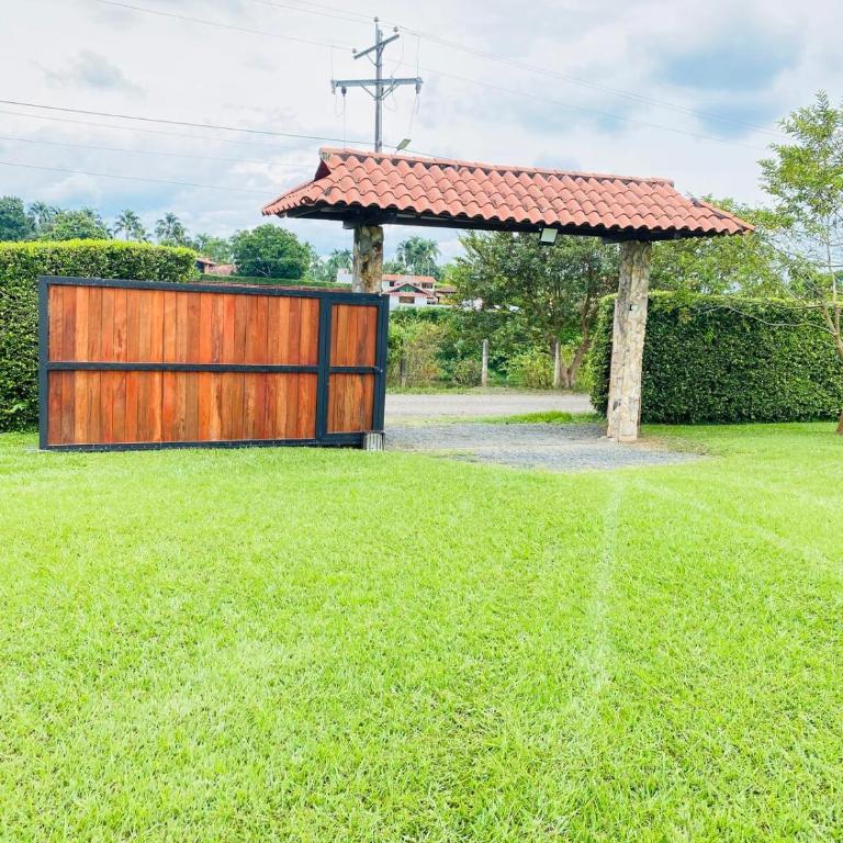 Refugio Botánico en Cerritos pereira Jacuzzi y naturaleza - Casa de 3 dormitorios - 4