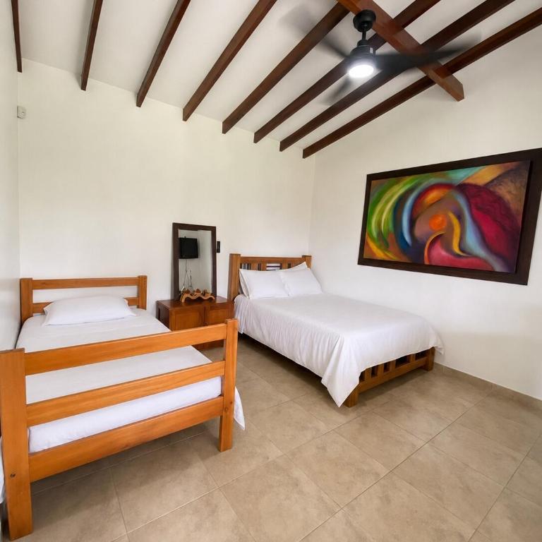 Refugio Botánico en Cerritos pereira Jacuzzi y naturaleza - Casa de 3 dormitorios - 12