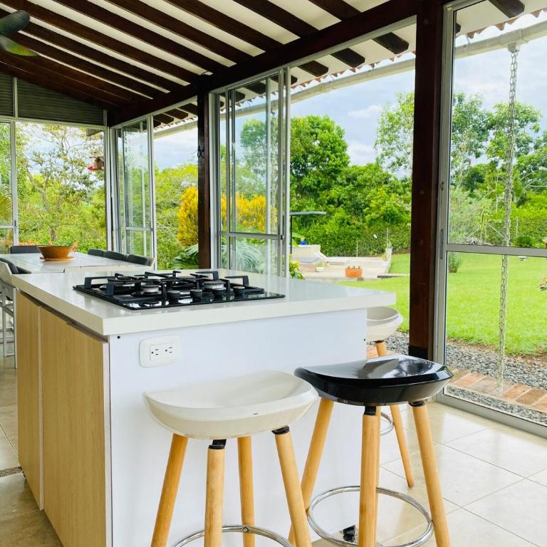 Refugio Botánico en Cerritos pereira Jacuzzi y naturaleza - Casa de 3 dormitorios - 19