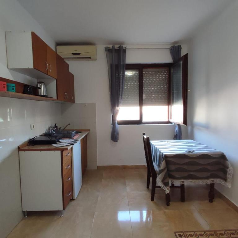 Apartmani Knežević - Apartman sa 1 Spavaćom Sobom - 3
