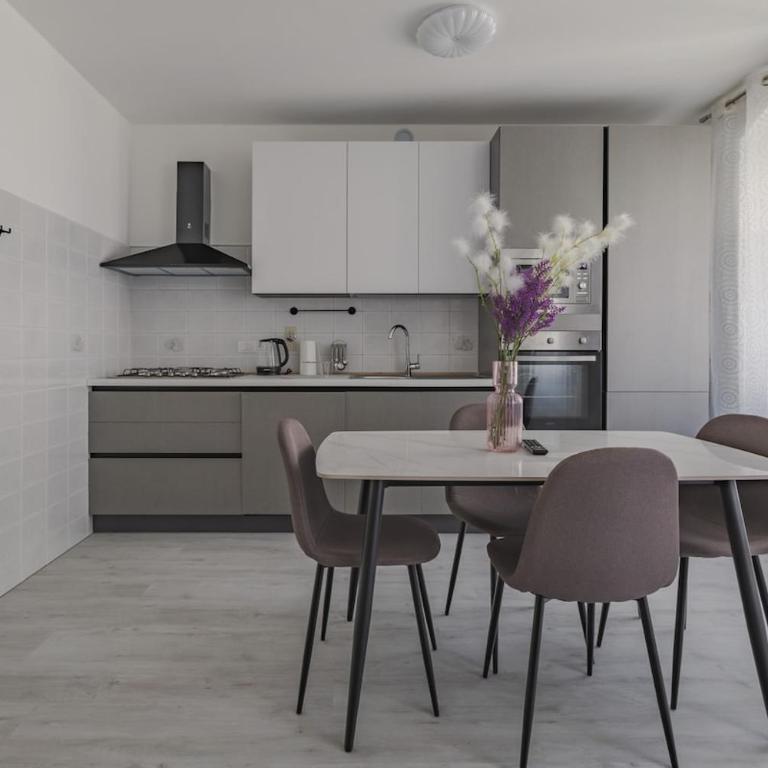 Borgo Teresiano City Center Comfort Apartment - Appartamento con 3 Camere da Letto - 11