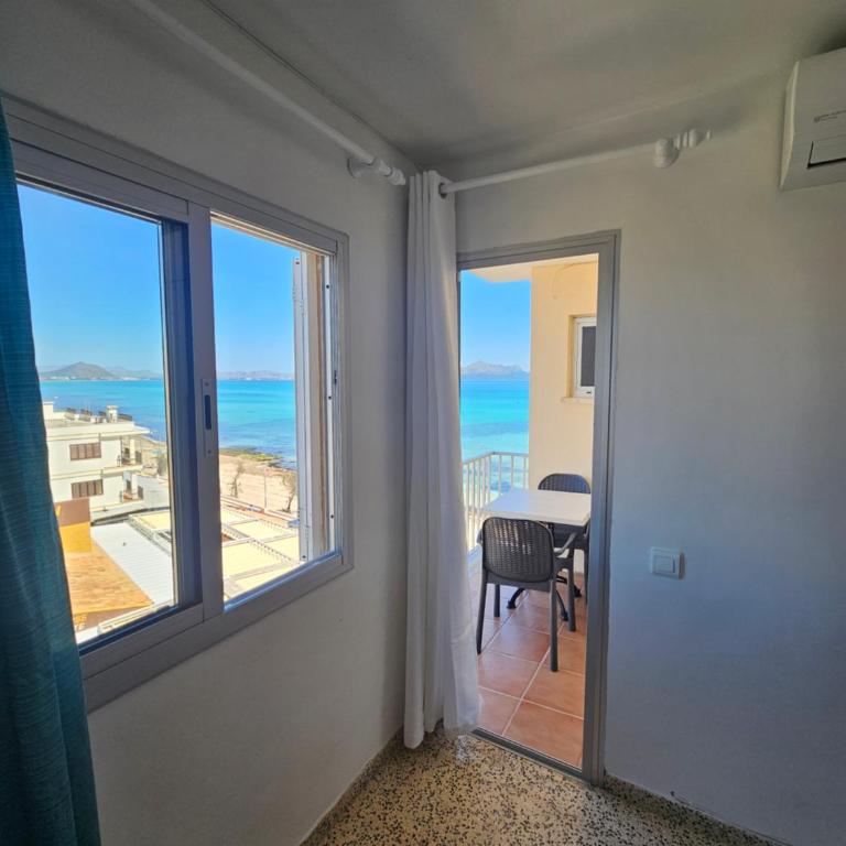 Ran de Mar Beach - Two-Bedroom Apartment - 3